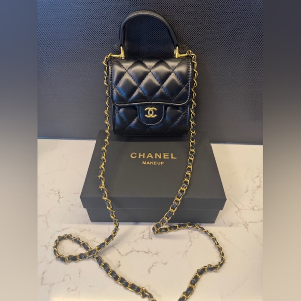 🖤Chanel beauty makeup mini bag chain purse quilted crossbody flap black